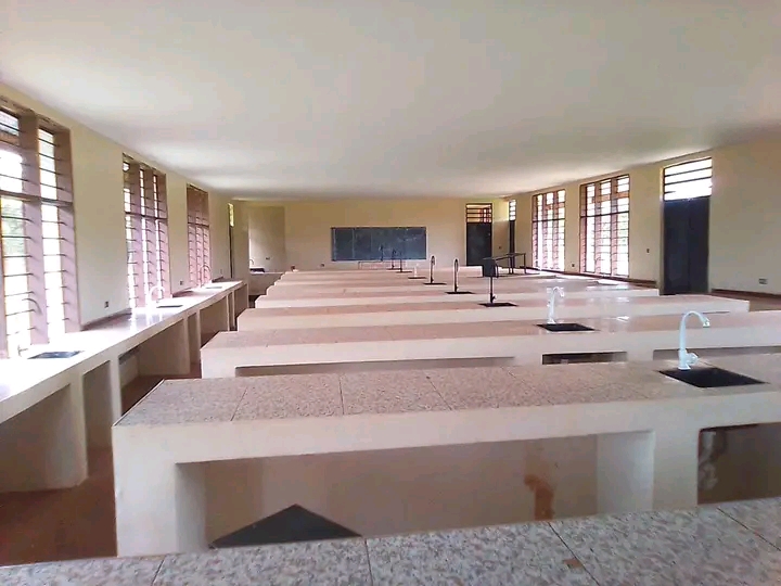 Maabara za sayansi zilizojengwa kwa kusudi